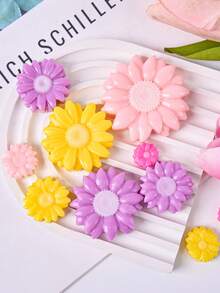 3D Flower Keychain Silicone Mold, DIY Creative Flower UV Epoxy Resin Casting Mold, Candle Mold, Gift For Women, Friend Gift, Home Decor - White - View 7