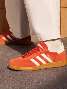 Adidas Originals HANDBALL SPEZIAL Comfortable Versatile Mid-Top Sneakers Unisex - Brick Red - View 1