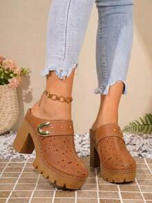 636 Brown