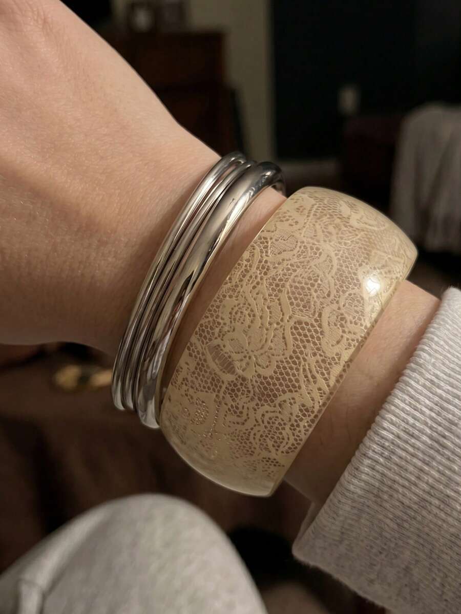 4件/1套 白色蕾絲樹脂金屬閉口手環組,性感百搭日常女性珠寶,適合派對與度假 - 彩色 - 查看 1
