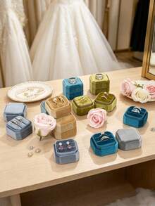 1 Stück 5*4,5*4,5cm Samt Ringbox, Samt Verlobungsring Box, geeignet für Hochzeit Vintage Doppel-Slot Ringbox, kann Ringe und Ohrringe halten, geeignet für Heiratsantrag, Hochzeit, Geschenk, Jahrestag, Frauen Aufbewahrung Organisation Reise Notwendigkeit Schulanfang Wohnheim Aufbewahrung - Verschiedenfarbig - Übersicht 9