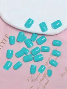 Unhas Postiças Azuis Claras com Relevo, Quadradas Curtas - Adequadas para Manicure Feminina, Cor Sólida Brilhante, Estilo Haven, Adesivos de Unhas Reutilizáveis com Ajuste Natural, 24 Peças - Multicolorido - Visão 3