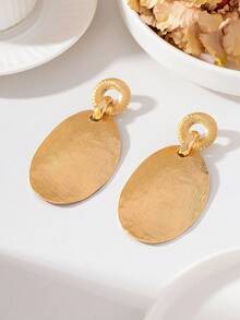 1 Pair Bohemian Style Metal Texture Three-Section Teardrop Earrings, Vintage Metal Texture Long Earrings, Fashionable Unique Jewelry For Women, Suitable For Party And Daily Wear <Hollow Craftsmanship In The Middle Of Earrings, Avoid Strong Pulling And Squeezing During Daily Wear And Storage> - Yellow Gold - View 3
