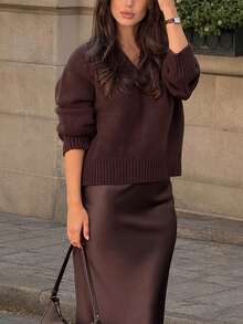 Sweater Rajut Lengan Panjang Leher V Warna Burgundy untuk Wanita, Cocok untuk Dipakai di Musim Gugur/Musim Dingin - Coklat - View 4