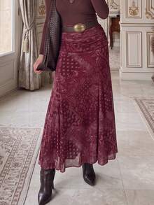 Rok Fashion Wanita Motif Kacang Mete dengan Pinggang Berkerut untuk Liburan - Merah - View 3
