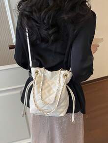女款復古秋季PU鏈條抽繩磁扣水桶包 2026新款小眾設計單肩斜挎包 - 白色 - 查看 2