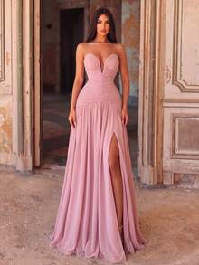 Elegant Women's Strapless Chiffon Maxi Dress With Slit And Pleated Details, Suitable For Formal Occasions And Evening Parties - Pink - View 3