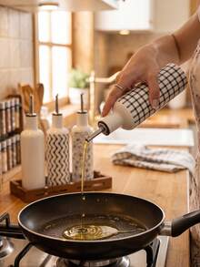 DearDali 1pc 400ml Minimalist Modern Style Ceramic Oil Bottle, Large Capacity Soy Sauce/Vinegar/Condiment Dispenser, Leak-Proof Design, Slim Spout For Precise Pouring, Easy Pouring Without Dripping, Kitchen Cooking/Home Daily/Holiday Gift - Multicolor - View 11