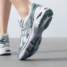 Asics Women Running Shoes - 白/銀 - 查看 9