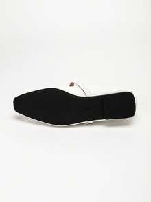 New Fashion Women's Square Toe Minimalist Mary Jane Flat Shoes, Casual Comfortable - White - View 3