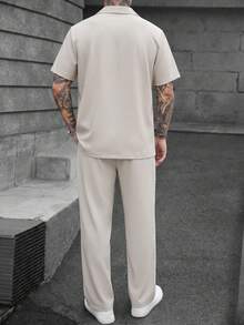 男士加大码宽松短袖裤套装，梭织直领纯色休闲西装，日常通勤 - 杏色 - 查看 4