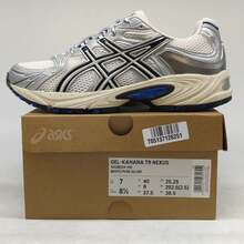 Asics Women Casual Athletic Shoes - 白/銀 - 查看 5