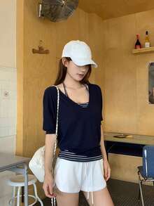 Kamisol Bergaris + Kaos V-Neck Longgar, Set 2 Potong Serbaguna untuk Memperampingkan Tubuh (Garis Acak) Elegan untuk Musim Panas - Angkatan laut - View 3