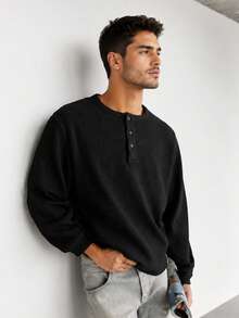 1pc Men's Herringbone V-Neck Knit T-Shirt, Comfortable Breathable Lightweight Non-Pilling, Casual T-Shirt, Low-Key Vintage Style, Suitable For Spring/Summer Daily Wear - Black - View 3