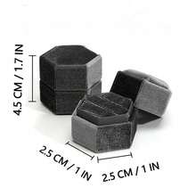 1 Stück 5*4,5*4,5cm Samt Ringbox, Samt Verlobungsring Box, geeignet für Hochzeit Vintage Doppel-Slot Ringbox, kann Ringe und Ohrringe halten, geeignet für Heiratsantrag, Hochzeit, Geschenk, Jahrestag, Frauen Aufbewahrung Organisation Reise Notwendigkeit Schulanfang Wohnheim Aufbewahrung - Verschiedenfarbig - Übersicht 2