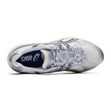 Asics Women Casual Athletic Shoes - 白/銀 - 查看 3