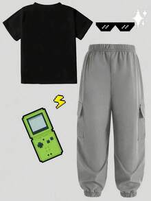 Conjunto de top de manga corta con cuello redondo y pantalón cargo con estampado de dibujos animados para niño pequeño - Negro - Ver 2
