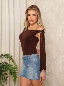 Women's Bodysuit With Tie Bow And Asymmetrical Neckline, Sleeveless, Ideal For Romantic Dates, Casual, Vacation And Summer - 咖啡棕 - 查看 7