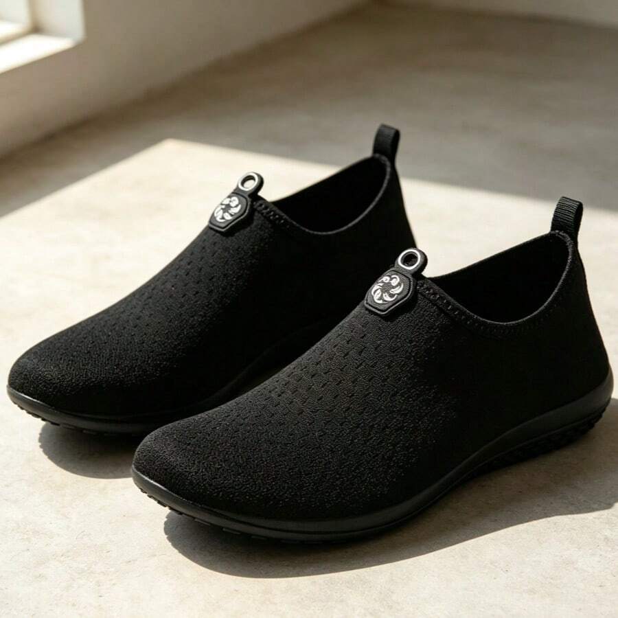 Lightweight Travel Water Shoes With Slip-On Design, Featuring Excellent Anti-Slip And Breathable Soft Footbed With Quick-Dry Fabric. Suitable For Beach, Treadmill, Gym, Yoga Studio And Bay, Perfect For Travel And Daily Wear Multi-Functional Shoes. - Black - View 1