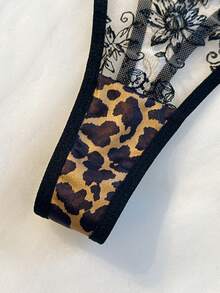 Ensemble de lingerie en dentelle et maille imprimé léopard, soutien-gorge à armatures avec bretelles spaghetti croisées & string taille haute à bretelles réglables - Noir - Voir 5