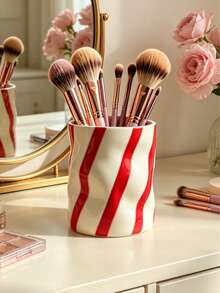 Red & White Striped And Pink & White Striped Resin Makeup Brush Holder, Decorative Cosmetic Storage Box For Vanity, Cute Makeup Brush And Pen Cup, Desktop Organizer For Makeup Brushes And Office Supplies, Elegant Makeup Brush Holder, Ideal For Girls, Students And Creative Decor Design (No Power Required) - Multicolor - View 7