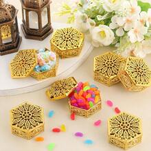 12pcs Mini Gold/Silver Hollow Plastic Gift Boxes, Wedding Candy Boxes, Creative Souvenir Candy Boxes, Wedding Favors - Multicolor - View 4