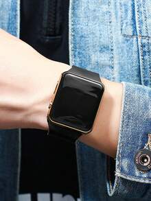 Casual Fashion Silicone LED Electronic Watch And Bracelet Set, Holiday Gift, Daily Strap, Back To School - Black - View 4