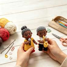Kit de Material de Crochê DIY Singer/Conjunto de Tricô Artesanal para Iniciantes, Produto Não Finalizado Incluindo Fio Multicolorido e Conjunto de Ferramentas Completo com Tutorial para Iniciantes/Adequado para Entusiastas de Crochê, Decoração de Mesa/Enfeite Pendurado em Bolsa, Tema Festivo - Pacote de material do grupo Singer - Visão 1