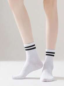1/5/6/10 Pairs Unisex Casual Minimalist Fashion Versatile Sweat-Absorbing Breathable Mid-Calf Socks Couple Mid-Length Socks - Multicolor - View 2