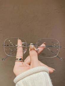 1pc Metal Rimless Rectangular Small Frame, Elegant And Sophisticated For Daily Commute, Minimalist Classic Fashion Glasses, Ultra-Light And Comfortable To Wear - Silver - View 2