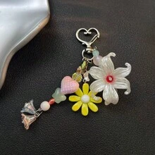鑰匙圈DIY配件 手鍊珠飾吊飾 藍色與粉色花朵手機鍊 手腕帶 串珠吊墜 相機吊飾 高端Ins風短鍊 - 白色 - 查看 3