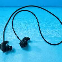 Lanyard Swimming Earplugs 3-Layer Waterproof Silicone Earplugs Can Be Hung Around Neck To Prevent Earplugs From Getting Lost Or Dropping Suitable For Swimming Rafting Water Park Bathing Ear Protection Against Water Entry - 彩色 - 查看 2