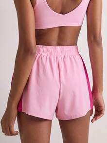 VUTRU 1pc Elastic Waist Shorts With Pockets, Lightweight Yoga Studio Gym Summer Style Sports - Baby Pink - View 3