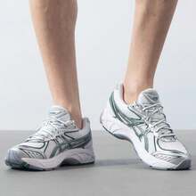 Asics Women Running Shoes - 白/銀 - 查看 8