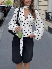 French Vintage Polka Dot Ribbon Blouse For Women, Design-Focused V-Neck Cinched Waist Puff Sleeve Fitted Long Sleeve Top, Suitable For Commuting, Dating, And Street Photography - White - View 6