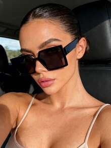 1 Pair Plastic Square Oversized Women's UV Protection Sunglasses, Suitable For Holiday Gifts, Beach Parties, Outdoor Leisure Activities, Fashionable Sun Protection, Suitable For Family Outings, Travel Vacations, Summer Beach Holidays And Other Occasions. - 1pc Black - View 7
