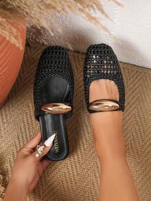2026 Nouvelles chaussures style vacances bohème ajourées tressées artificielles respirantes à bride croisée avec boucle métallique, chaussures femme style mariage occidental décontracté ajourées à semelle plate souple grande taille, chaussures plates décontractées confortables élégantes à bande élastique perforée, légères, respirantes, convenant pour le quotidien, les courses, le bureau, la plage, le ballet et autres occasions - Noir - Voir 6