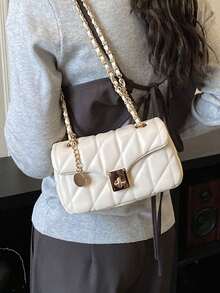 Cream White Quilted Chain Crossbody Bag, Square Gold Twist Lock Small Shoulder Bag, Round Metal Pendant, Elegant Mini Flap Bag, Suitable For Daily Dating - White - View 6