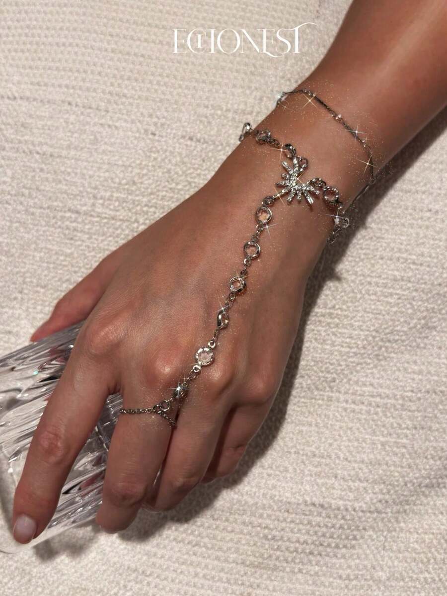 1pc Silver Stainless Steel Shiny Zirconia 8-Point Star Sun Connected Finger Bracelet - Silver - View 1