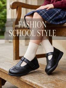 1 Pair Elegant Vintage Girls' Black T-Strap Brogue Mary Jane Flats, Hook & Loop School Daily Formal Princess Shoes, British Academy Style Dress Shoes, Back To School Fashion Kids Shoes - Black - View 1