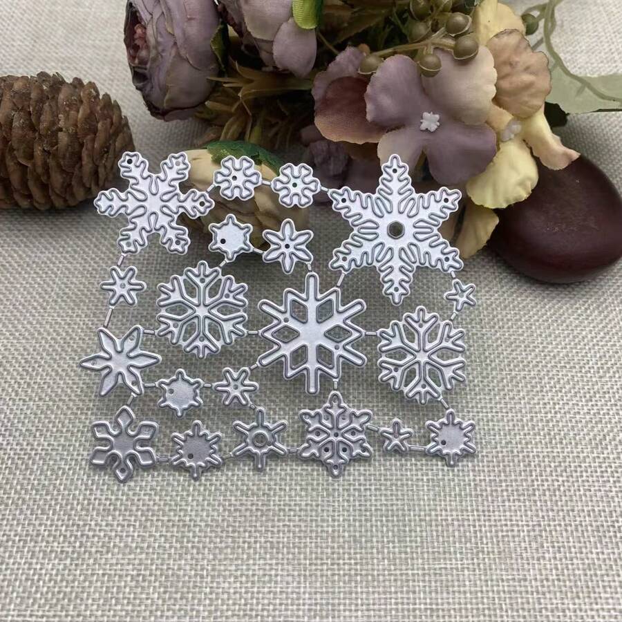 1件雪花金屬模切片,用於卡片製作的金屬切割模具,適合剪貼簿紙藝手工 DIY 壓花 - MC1129 - 查看 1