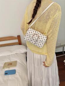 波點 PU 肩背包，皮帶扣翻蓋半圓形斜挎包，適合女性、年輕女性、大學生，適合購物 - 白色 - 查看 4