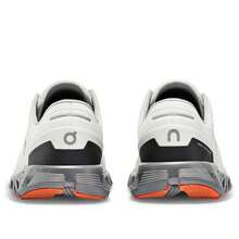 On Running Men Running Shoes - 象牙白/合金灰 - 查看 4