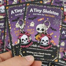 1/2/3/4/5/7/8/10/14pcs 2D Halloween Skeleton Series Keychain Set With Small Skeleton Card, Sweet Cool Gothic Style Bag Charm, Halloween Party Favor Gift, Party Decoration Gift, Lucky Gift, Birthday Gift - Multicolor - View 3
