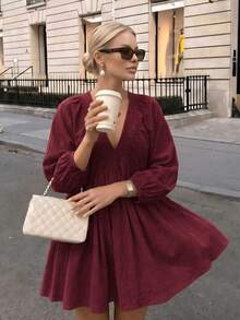 春夏秋新款優雅時尚街頭性感深V領泡泡袖修身半透明休閒短洋裝女款，輕量透氣材質，度假風波希米亞與西部與熱帶陽光洋裝 - 酒紅色 - 查看 4