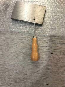 DIY蠟燭打孔工具，圓孔錐形鉤針手鑽，矽膠模具，實用小型蠟燭打孔輔助木製工具 - 1PC - 查看 3