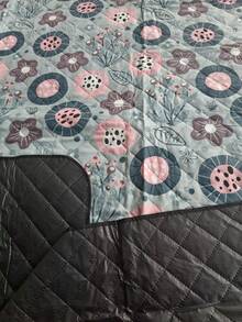 Picnic Mat Outdoor Camping Ground Cloth Waterproof Washable - Red Small Flower - View 2