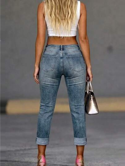 Women's Cropped Jeans Featuring Ripped Design, Stylish Chain Decoration, And Pockets, Perfect For A Chic Look