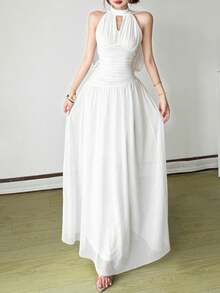 Top Dazzle Elegant White Mesh Fabric Keyhole A-Line Maxi Dress For Women With Flared Hem, Sleeveless Cut Out Design - White - View 4