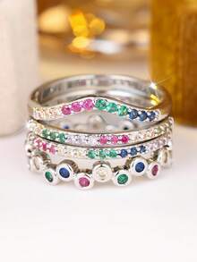 4 Stücke modisches Damen-Ringset mit Regenbogen-Zirkonia-Einlagen – perfekt für tägliches Layering und Styling - Silber + Farbe - Übersicht 4